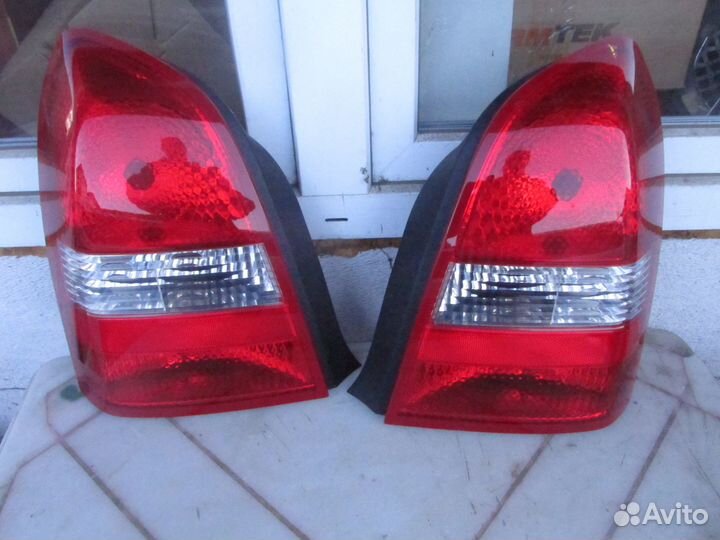 Фонарь задний 26550AU30A Ниссан Примьера Р12