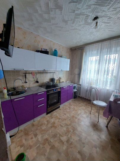2-к. квартира, 50 м², 6/9 эт.