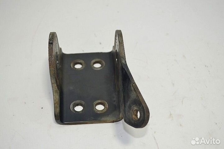 Кронштейн амортизатора кабины, передний левый MAN