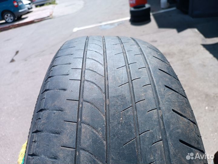 Bridgestone Dueler H/L 33A 235/55 R20 102V