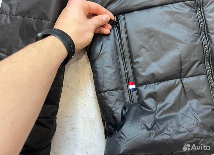 Легкие куртки Tommy Hilfinger удобные