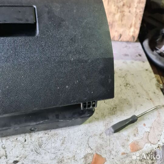 Бардачок ford fiesta mk5