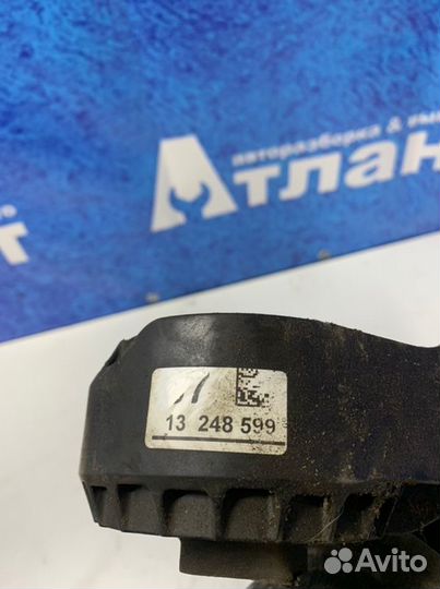 Подушка двигателя передняя Opel Astra J A16XER