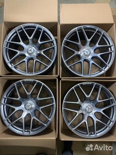 Mercedes W290 AMG GT63 диски оригинал кованые