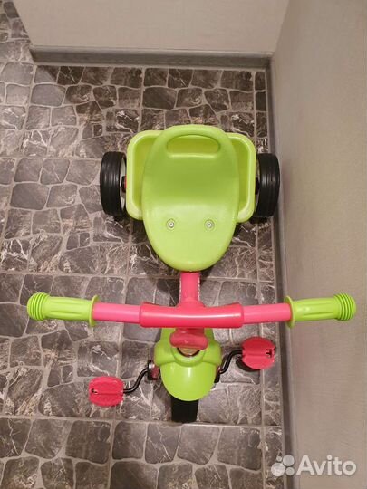 Трехколесный велосипед