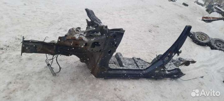 Порог левый Mazda 2 DE 2008