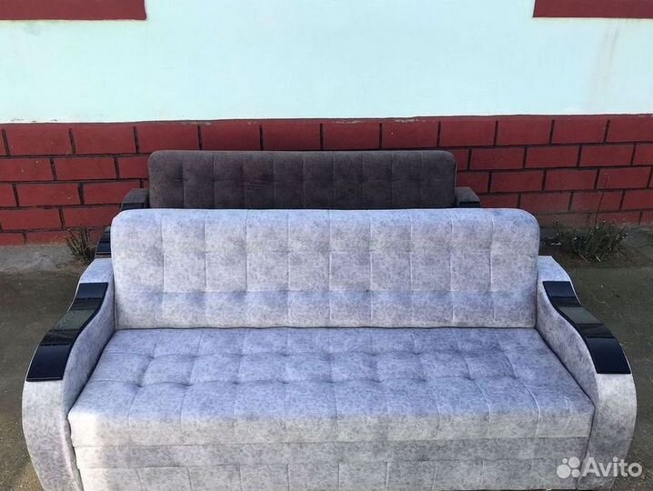 Прямой диван на заказ