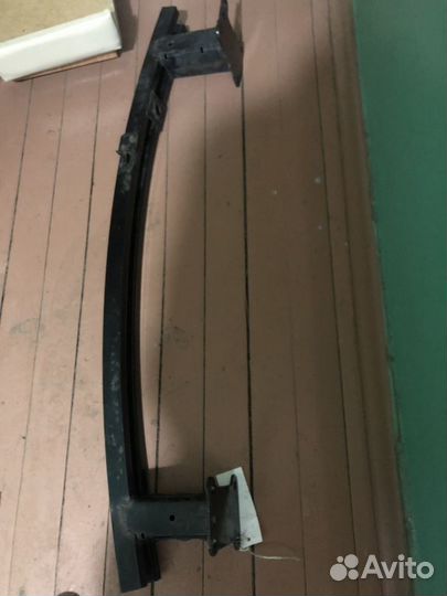 Усилитель бампера