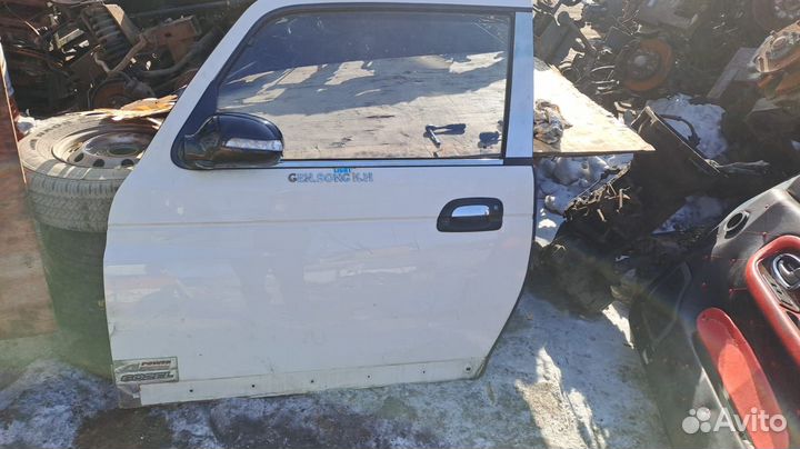 Дверь SsangYong Korando LH/RH