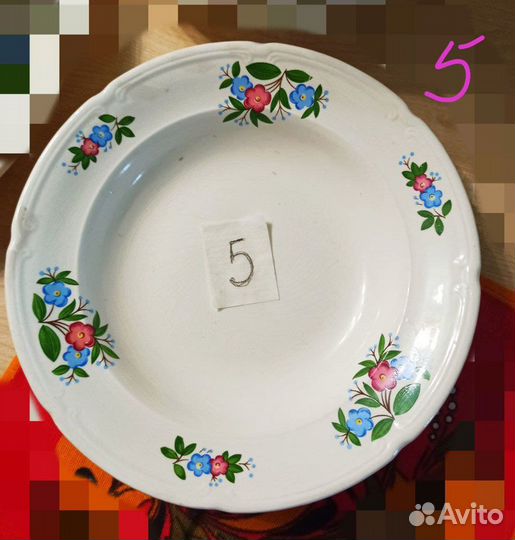 Наборы посуды из натурального фарфора и фаянса