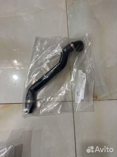 Патрубок системы охлаждения