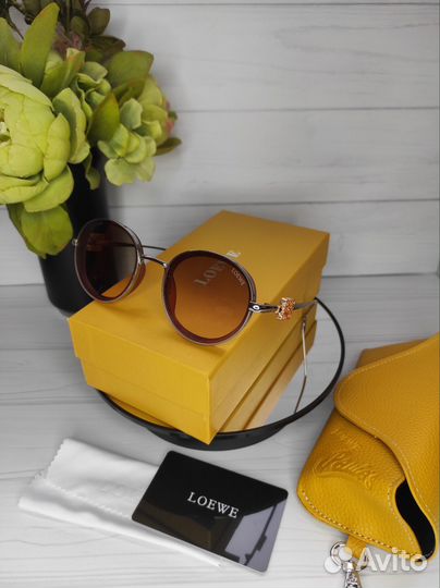 Солнцезащитные очки Loeve