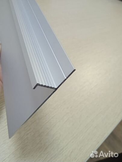 Скрытый плинтус