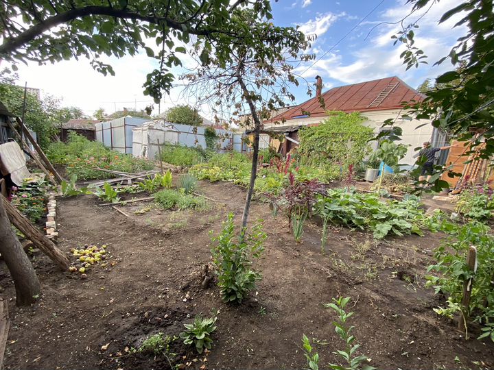 Дом 42 м² на участке 2,9 сот.