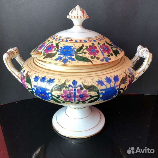 Старинная супница. Середина 19 века