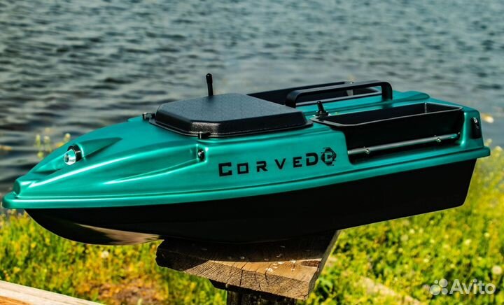 Прикормочный кораблик с глубиномером