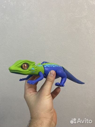 Ящерица робот robo alive