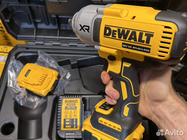 Аккумуляторный гайковерт DeWalt dcf900p2t 1396 нм купить в Москве ...