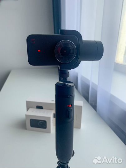 Экшн камера xiaomi с стабилизатором