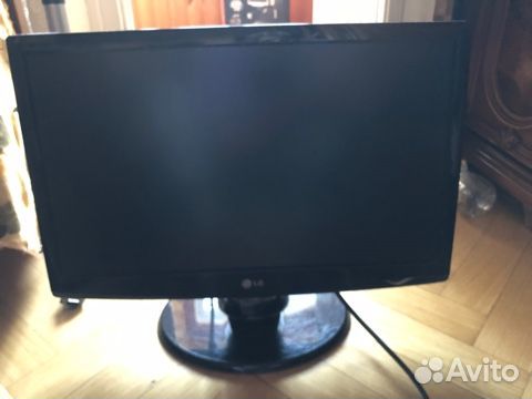 Монитор LG flatron w2243S-P для компьютера 21 дюйм