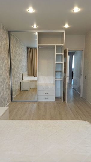 2-к. квартира, 60 м², 3/6 эт.
