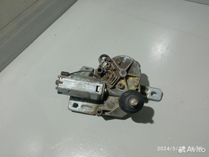 Моторчик заднего дворника nissan primera p10