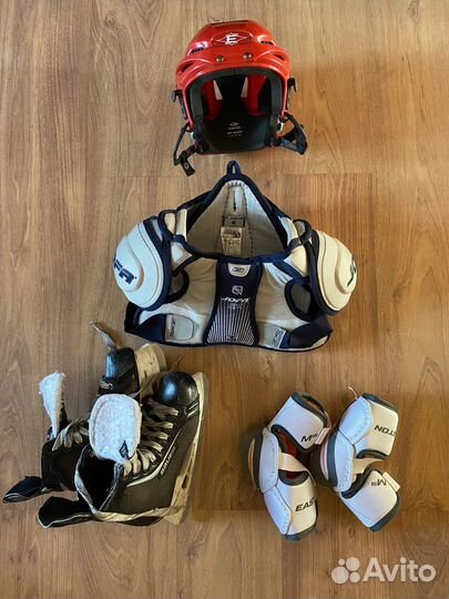 Элементы хоккейной формы на ребенка