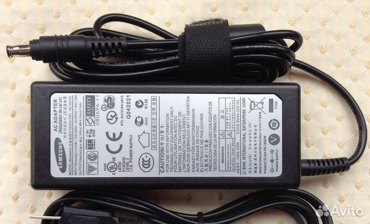 Блок питания для Samsung 355V5C, NP355V5C, 19V 90W