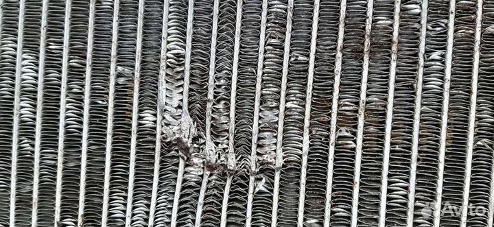 Радиатор охлаждения на Лада Гранта fl