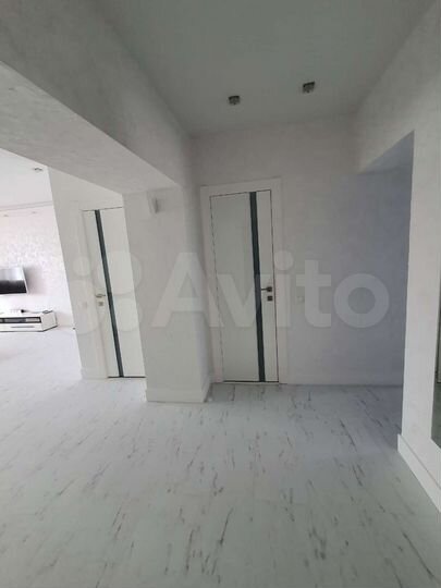 Аукцион: 2-к. квартира, 70 м², 8/12 эт.