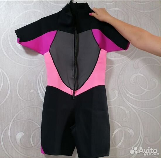 Гидрокостюм женский неопреновый 3-5 мм