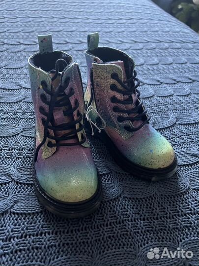 Ботинки для девочки 23