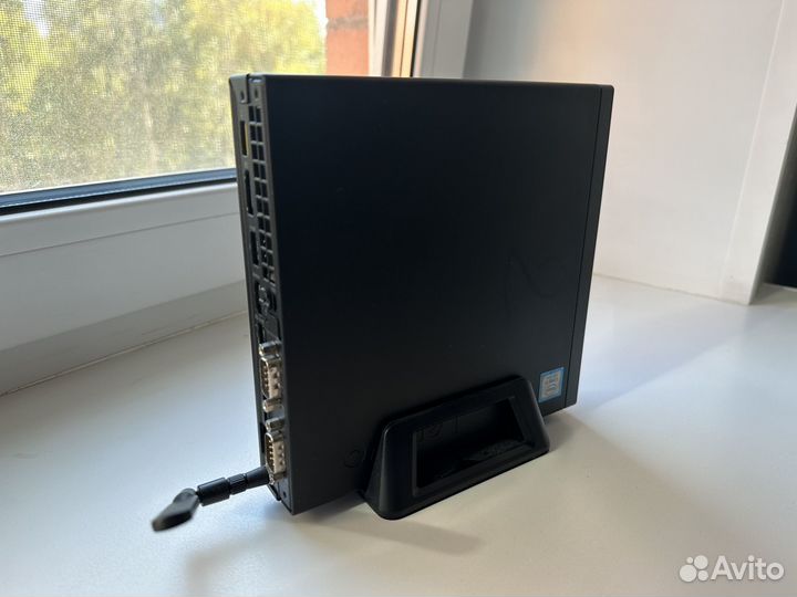 Lenovo thinkcentre m720q