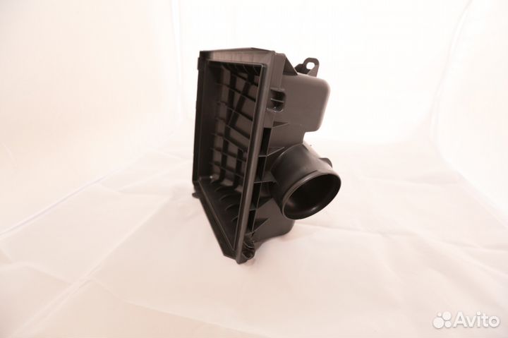 Крышка корпуса воздушного фильтра Mitsubishi 4N15