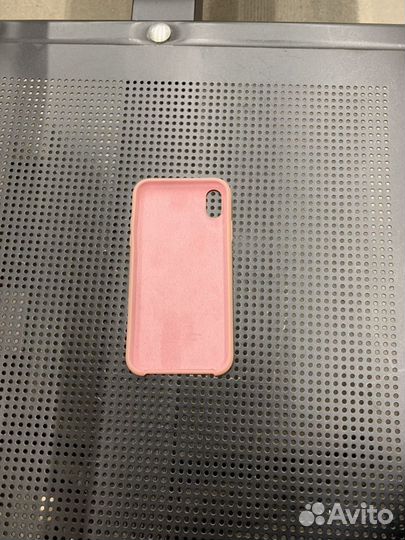 Продаётся чехол для айфона XR- оригинальный