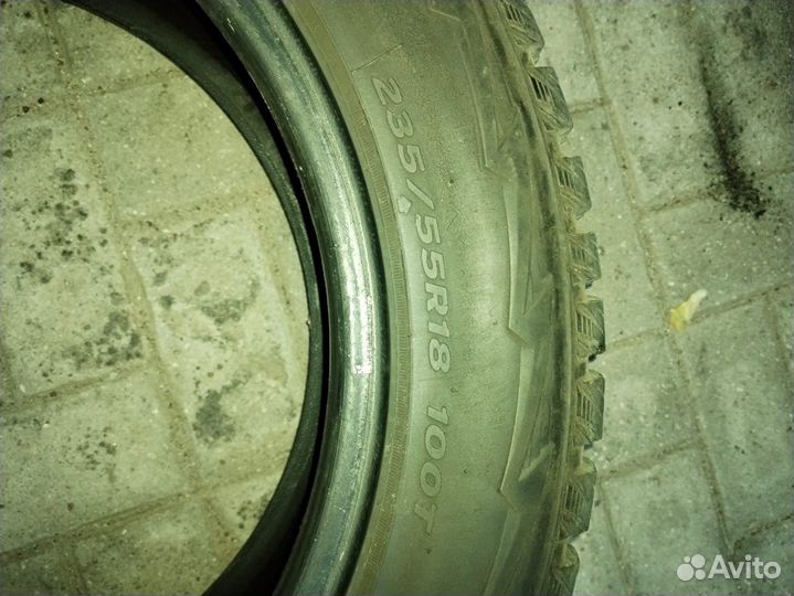 Hankook Winter I'Pike 235/55 R18 T