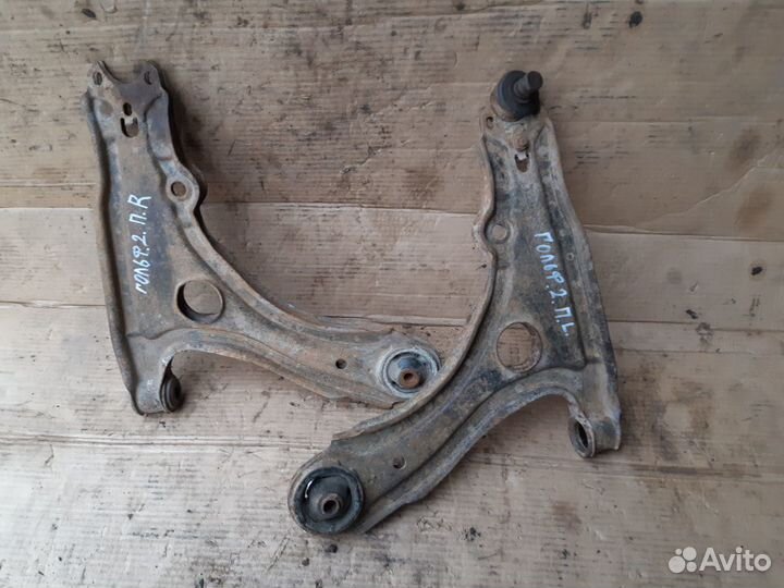 Рычаг передний Фольксваген Гольф 2