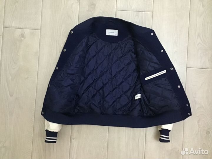 Бомбер reserved для девочки рост 152 см