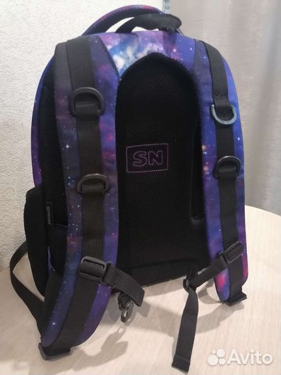 Рюкзак школьный