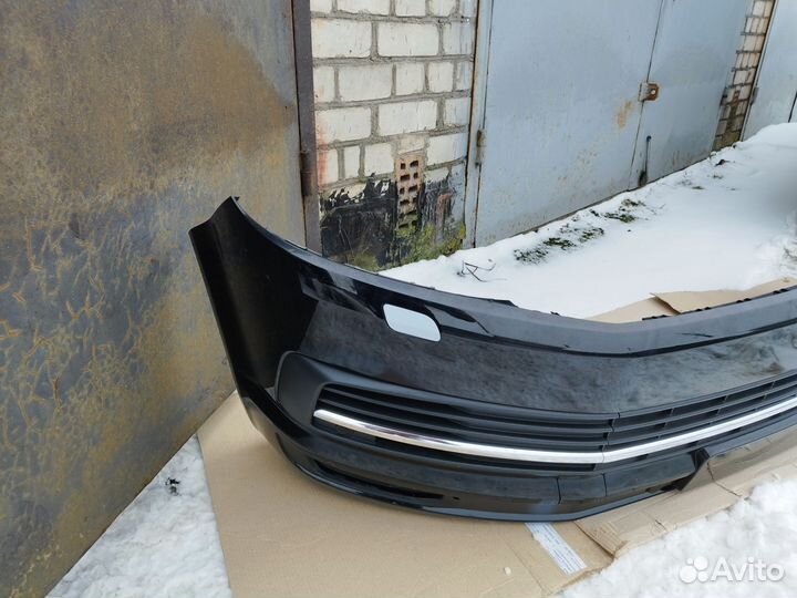 Бампер передний Volkswagen T6