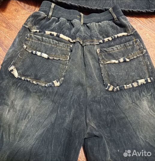 Стильный джинсовый теплый костюм на 44 размер