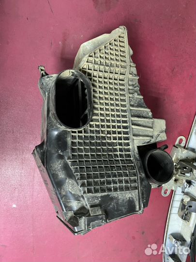 Корпус воздушного фильтра LADA Vesta