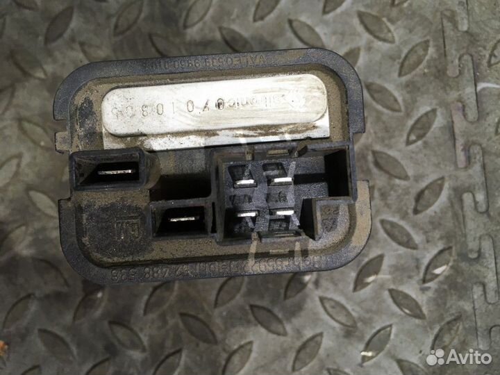 Резистор отопителя (Opel Astra)