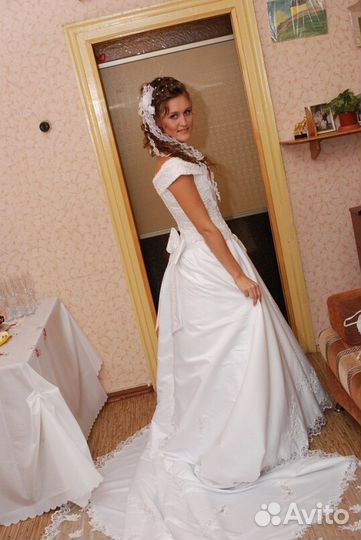 Свадебное платье