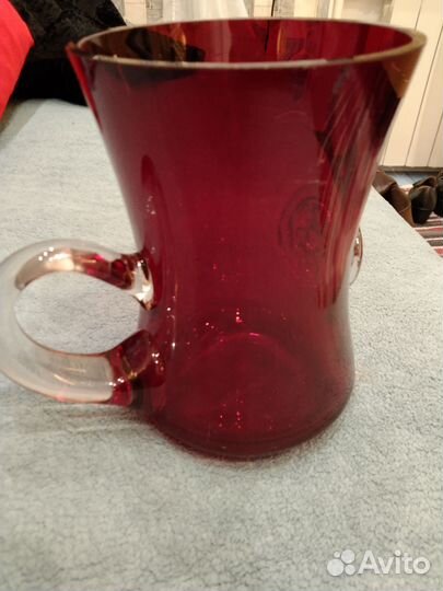 Кружка-ваза рубинового оттенка, стекло, СССР