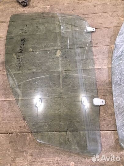 Стекло оригинальное Mitsubishi Outlander XL