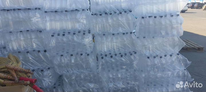 Бутылки пластиковое 1 литр