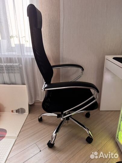 Компьютерное кресло