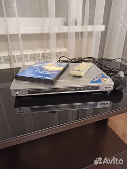 DVD плеер BBK с караоке