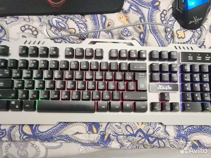 Клавиатура, мышь, коврик, наушники